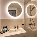 Loginn Hotel 3*